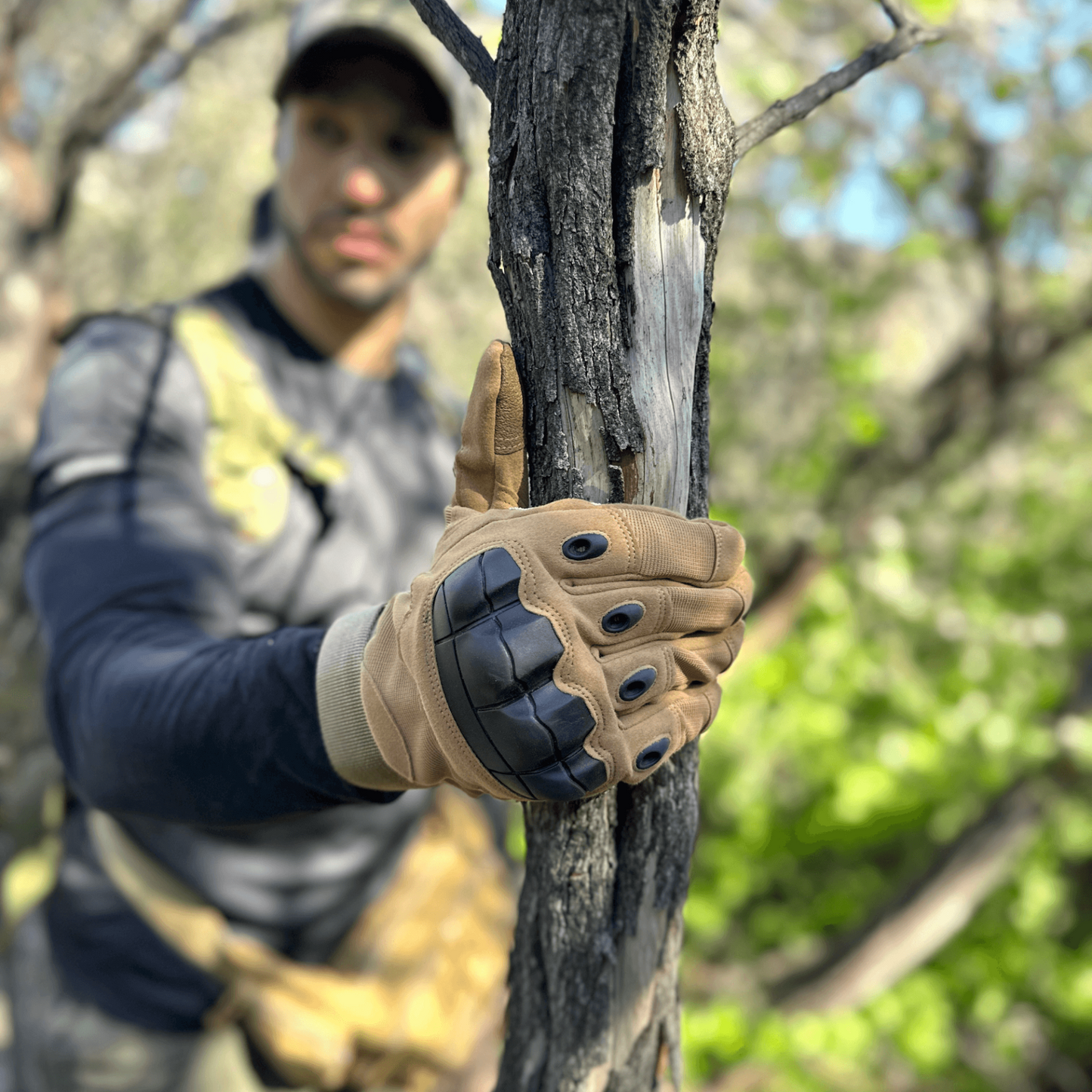 Tactical Military Airsoft Gloves for Outdoor Sports, Paintball, and Motorcycling with Touchscreen Fingertip Capability, Goodies N Stuff