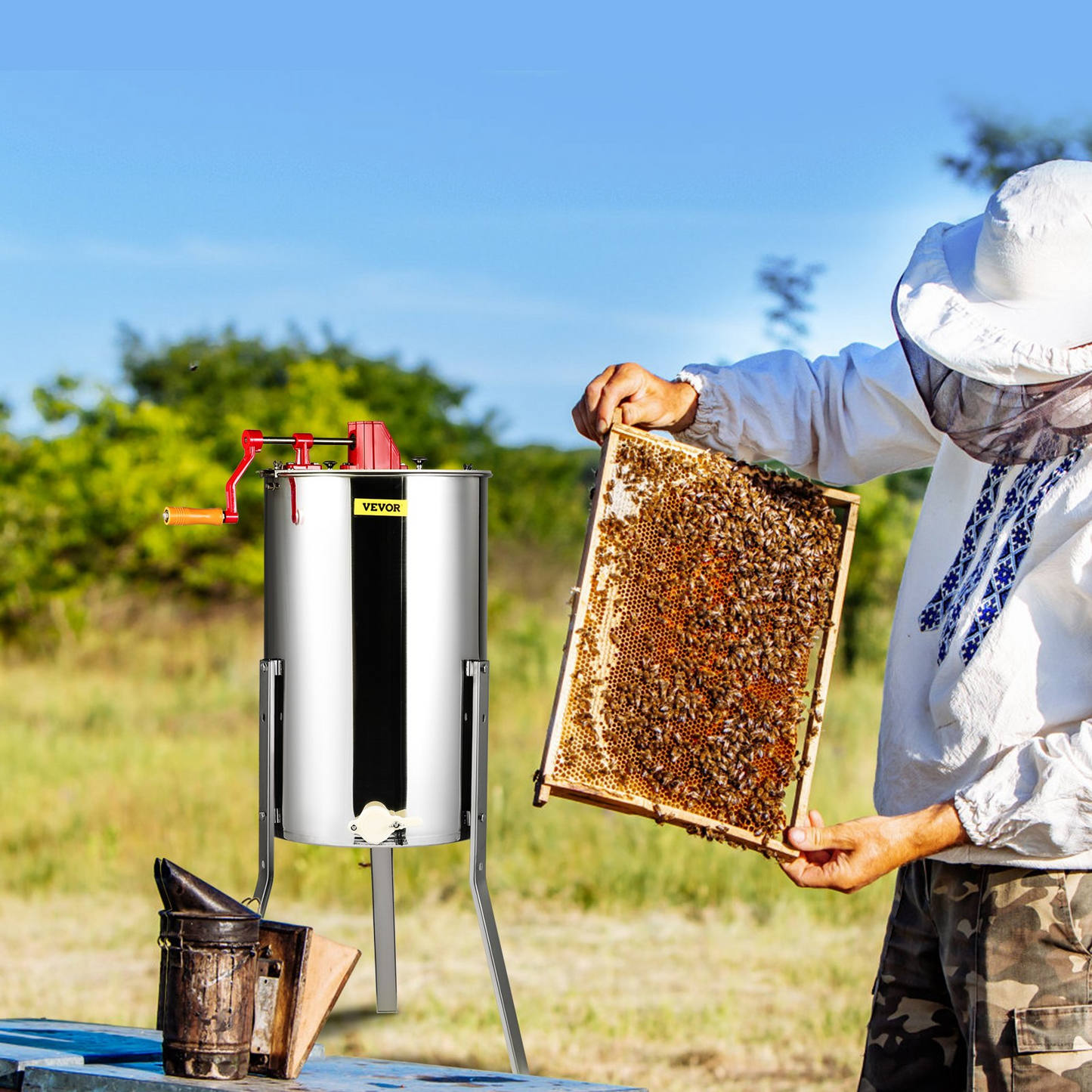 VEVOR Manual Honey Extractor, 2/4 Frames Honey Spinner Extractor, Stainless Steel Beekeeping Extraction, Honeycomb Drum Spinner with Lid, Apiary Centrifuge Equipment with Height Adjustable Stand, Goodies N Stuff