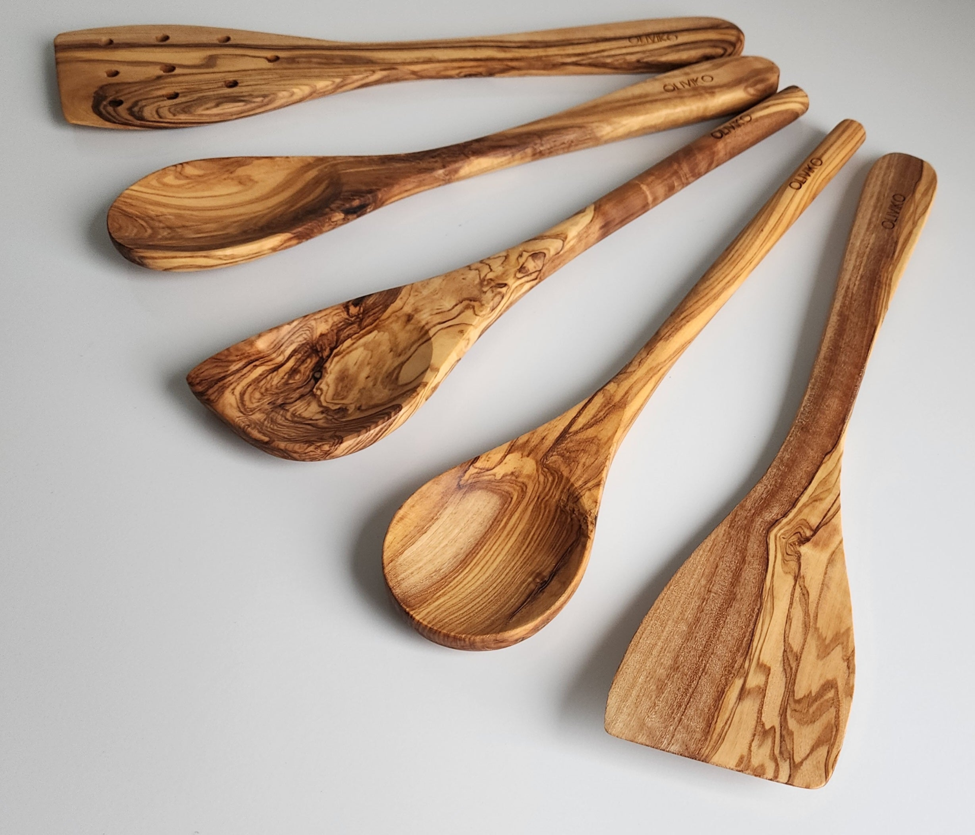 Handcrafted Olive Wood Utensil Set with Holder - 2 Spatulas & 3 Spoons, Goodies N Stuff